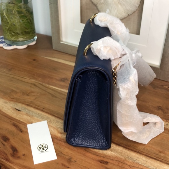 Tory Burch carter shrunken shoulder bag - Picture 3 of 6